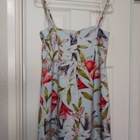 French Connection Cadencia Whisper Strappy Dress 10 NWT - Picture 4 of 6